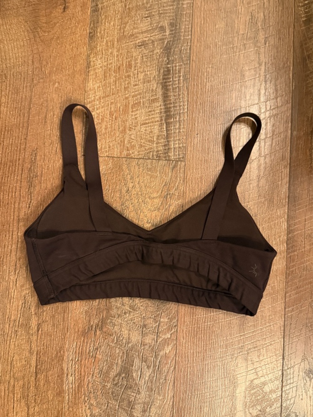 Aerie V-Neck Sports Bra - Picture 2 of 4